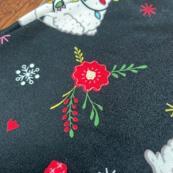 NWT-Girls X-Large Night gown/Dress. Christmas Llamas & Cactus 🎁Stocking stuffer - Picture 8 of 11